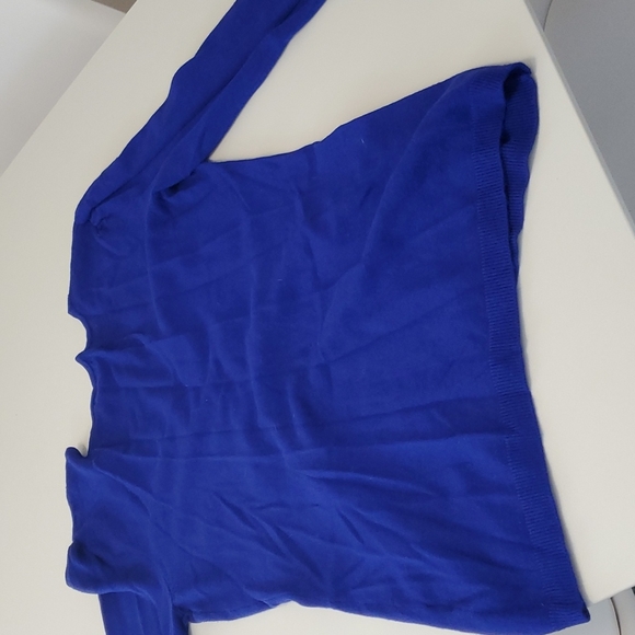 **Clearance** Joseph A v-neck sweater - Picture 7 of 8